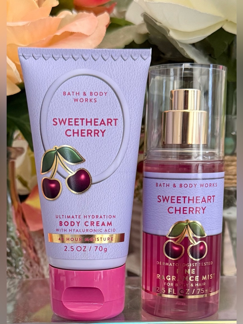 🆕🍒 BATH & BODY WORKS “SWEETHEART CHERRY” 2-PIECE TRAVEL SIZE SET. BRAND NEW! - Picture 3 of 4